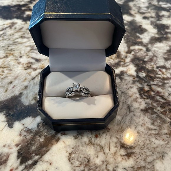 2 Carat Diamond Ring w/ Engagement Band